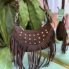 Bandolera piel tachas chocolate