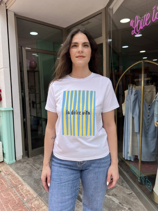 Camiseta Dolce Vita.